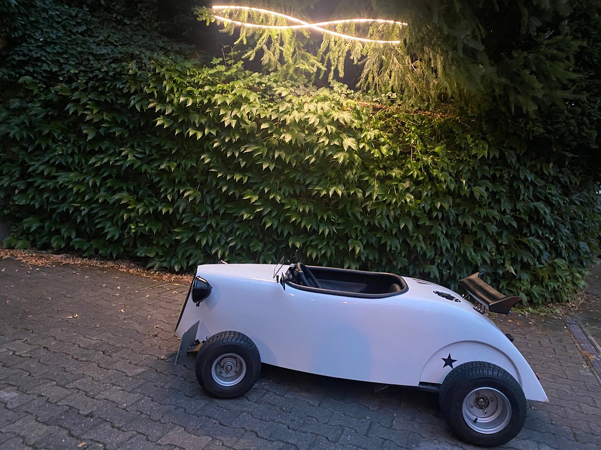 Geschenkkarten für aufregende Hot Rod Patrol Abenteuer